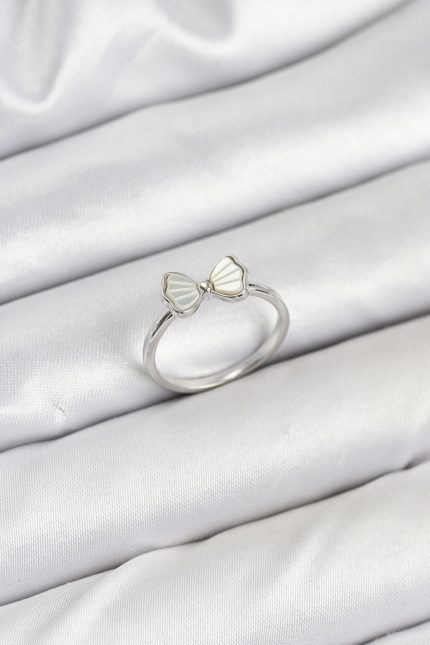 Bouquet Bouqtique Pirinç Gümüş Renk Fiyonk Model Kadın Yüzük BQT35BYK3839