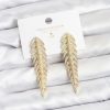 Bouquet Bouqtique Pirinç Gold Renk Balık Sırtı Model Zirkon Taşlı Kadın Küpe BQT35BKP11516