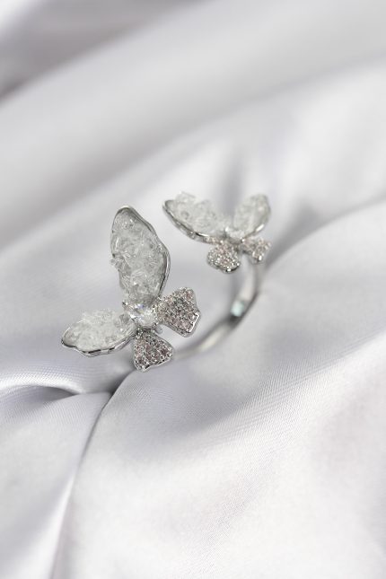 Bouquet Boutique Gümüş Renk Beyaz Kelebek Model Zirkon Taşlı Kadın Yüzük BQT35BYK3943