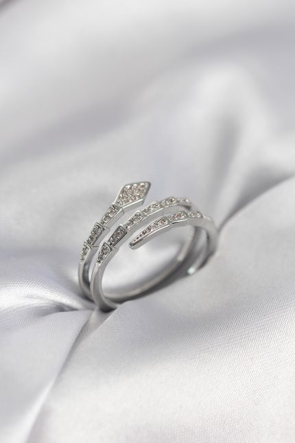 Bouquet Bouqtique Yılan Model Gümüş Renk Zirkon Taşlı Kadın Yüzük BQT35BYK4012