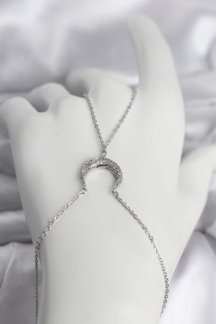 Bouquet Bouqtique Pirinç Gümüş Renk Hilal Model Zirkon Taşlı Kadın Şahmeran BQT35SN750