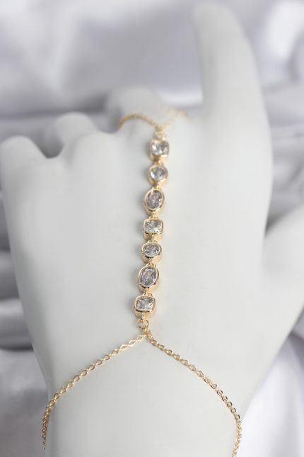 Bouquet Bouqtique Pirinç Gold Renk Sıralı Zirkon Taşlı Kadın Şahmeran BQT35SN757