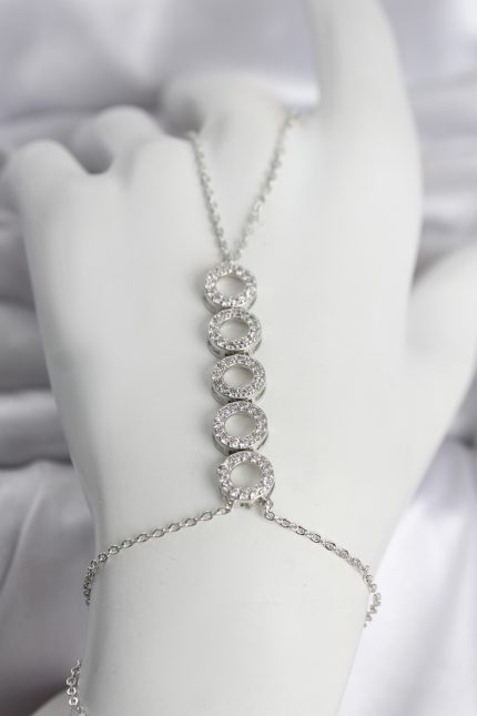 Bouquet Bouqtique Pirinç Gümüş Renk Zirkon Taşlı Sıralı Halka Model Kadın Şahmeran BQT35SN762