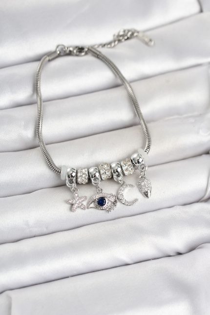 Bouquet Bouqtique Pirinç Gümüş Renk Göz Detaylı Charmlı Kadın Bileklik BQT35BB8459