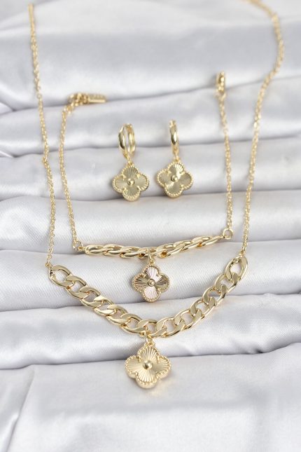 Bouquet Bouqtique Gold Renk Pirinç Kolye Bileklik ve Küpe Seti BQT35BKO11063
