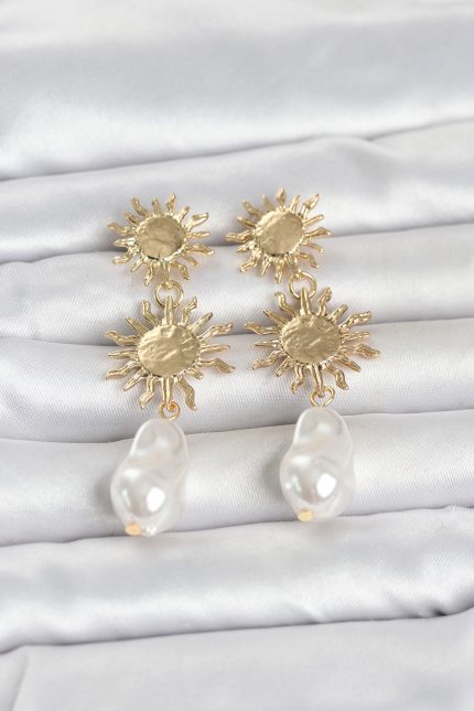 Bouquet Bouqtique Gold Renk Pirinç Güneş Model Detaylı Kadın Küpe BQT35BKP11797