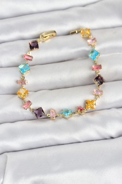 Bouquet Bouqtique Kristal Taşlı Kesimli Karışık Renkli Gold Renk Gema Kadın Bileklik BQT35BB8531