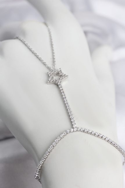 Bouquet Boutique Gümüş Renk Pirinç Zirkon Taşlı Yıldız Model Şahmeran BQT35SN790