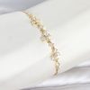 Bouquet Bouqtique Gold Renk Pirinç Kelebek Model Asansörlü Model Kadın Bileklik BQT35BB8540