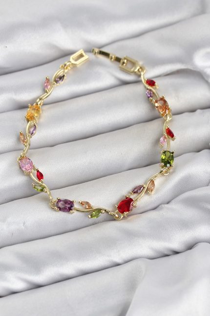 Bouquet Bouqtique Pirinç Gold Renk Mix Renk Zirkon Taşlı Çiçek Model Kadın Bileklik BQT35BB8577