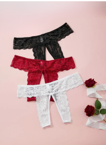 Bouquet Bouqtique Fantezi Kadın 3'lü Özel Bölgeleri Açık Dantelli Tanga seti BQT350045