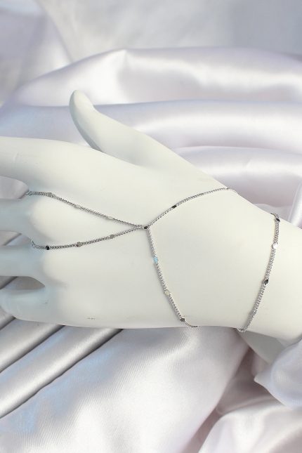 Bouquet Boutique Pirinç Gümüş Renk Parçalı Ezme Zincirli Şahmeran BQT35SN643