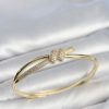 Bouquet Bouqtique Gold Renk Zirkon Taşlı Düğüm Model Kadın Kelepçe Kadın Bileklik BQT35BB8623