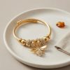 Bouquet Bouqtique Arı Model Charmlı Bileklik BQT35BB8730