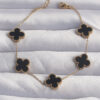 Bouquet Bouqtique 316L Çelik Gold Renk Siyah Mineli Yonca Bileklik BQT35BB6258