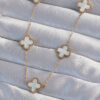 Bouquet Boutique 316L Çelik Gold Renk Beyaz Sedefli Yonca Kolye BQT35BKO8996