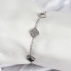 Bouquet Boutique 316L Çelik Gümüş Renk Siyah ve Zirkon Taşlı Baby Boy Yonca Kadın Bileklik BQT35BB7954